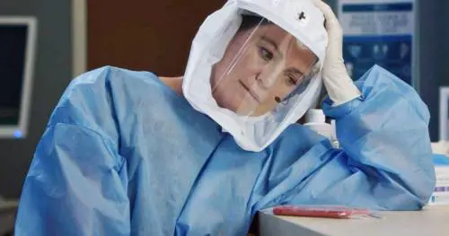 Il Covid entra dentro Grey's Anatomy. Ma un protagonista lascia