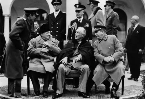 È la nuova cortina di ferro tra superpotenze. Dal Medioriente alla Cina, le partite riaperte