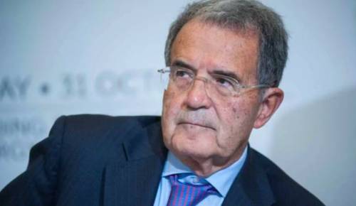 Prodi: "La perizia sul Cav? Ennesima follia dell'Italia"