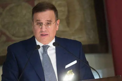L'Antitrust: "Sospendere il codice appalti". Ma il problema è la massima trasparenza