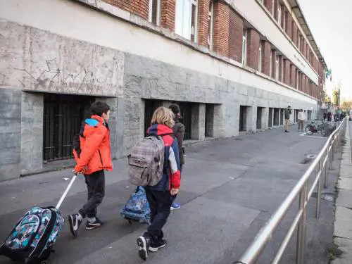 "Mia figlia cardiopatica è in Dad e la preside chiama i servizi sociali"