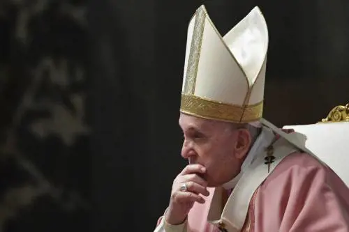 Non trasformate il Papa in una icona gay