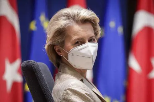 Lo schiaffo di Anagni. "Bloccate da Draghi 29 milioni di dosi". AstraZeneca non dice a chi sono destinate