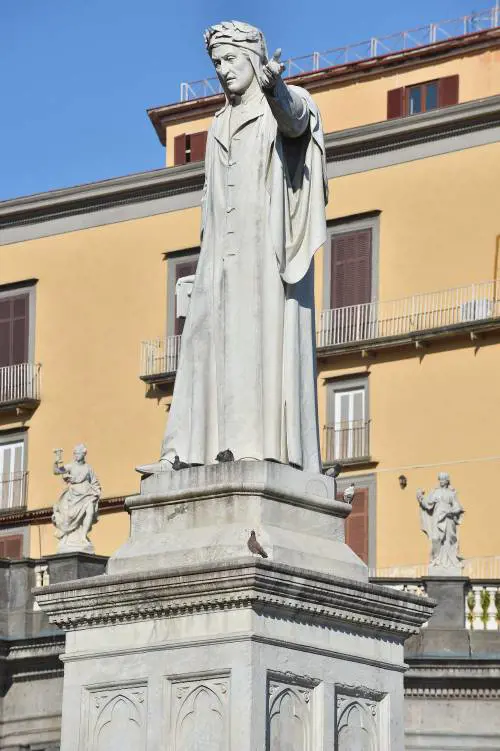 Basta "ripulire" il divin poeta