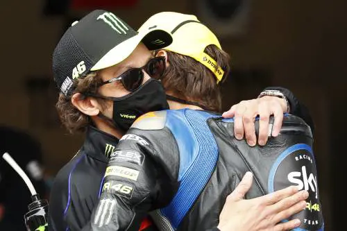 "Graziano, Vale e Luca La mia vita a 300 all'ora con le farfalle in pancia"