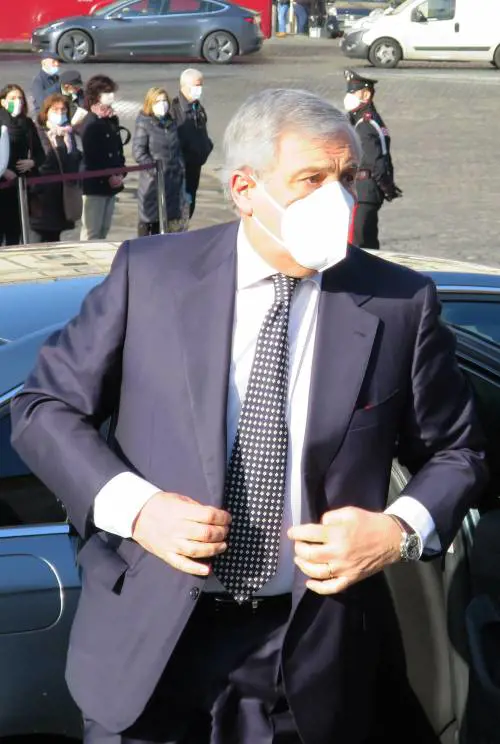 Serve un cambio di passo anche nella Ue sui vaccini. È mancata la pressione della politica sui produttori.