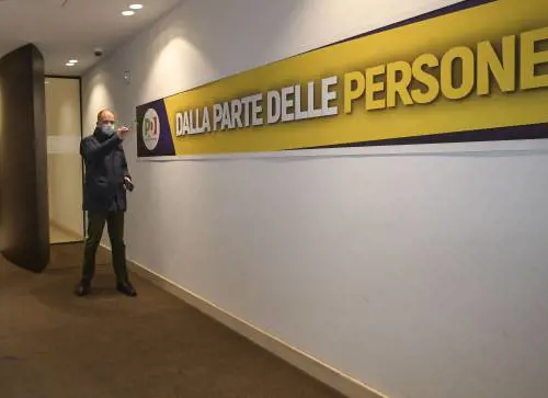 "Il congresso è illegittimo". Nuovo terremoto nel Pd
