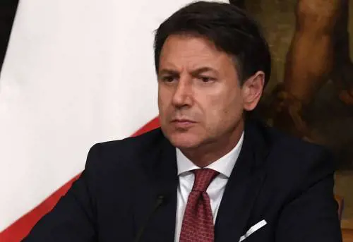 Appena rientrato all'università Conte torna in aspettativa per guidare il M5S
