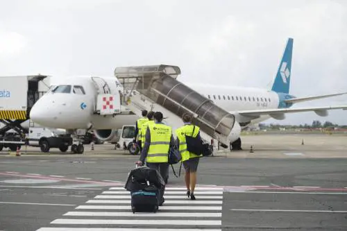 Guerra degli aeroporti, il 1° aprile siglata la pace tra Pisa e Firenze