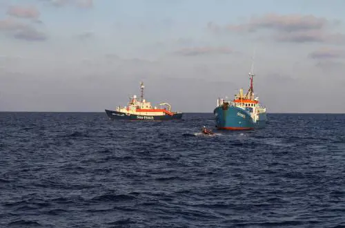 Soldi pure dalle Diocesi. Così la Ong si arricchiva col traffico dei migranti