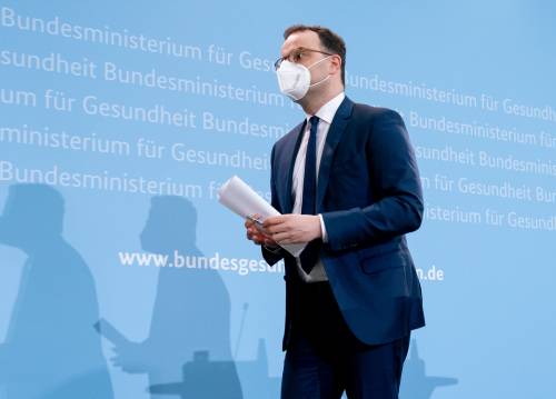 Allarme Germania per 40mila casi: "Pochi vaccinati, va imitata l'Italia"