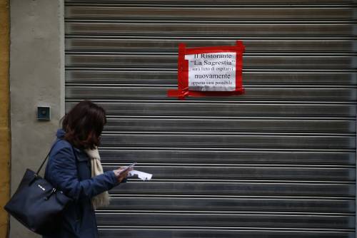 "Non ce la faccio più". Il 70% degli italiani contro nuove restrizioni