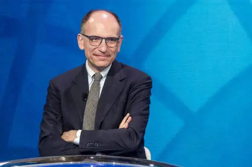 Il primo incontro Letta-Renzi: restano divisi sui 5 Stelle