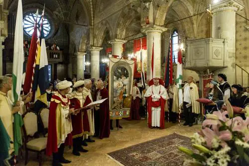 Il Palio dei Castelli di Castiglione Olona celebra il sesto centenario della Collegiata
