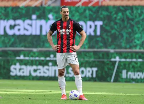 Dal campo al pranzo Ibra è sempre rosso. E CR7 agita la Juve