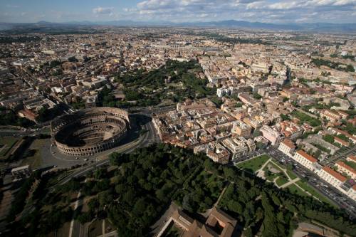 Le potenze ora puntano l'Italia. Così Roma è terra di conquista