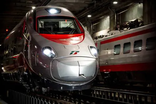 Trenitalia, agosto con lavori sulle lunghe percorrenze: le tratte coinvolte