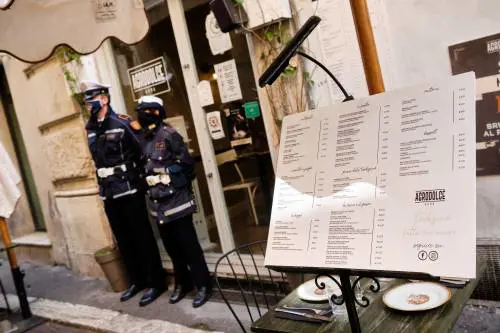 C'è il decreto: dal 26 aprile tornano le zone gialle. Ora l'Italia riapre davvero