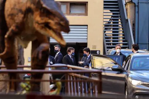 Giuseppi aiuta i grillini a cercare casa