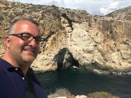 AstraZeneca, un altro decesso: morto l’avvocato 45enne