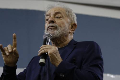 Lula, mea culpa in ritardo "Errore l'asilo a Battisti"