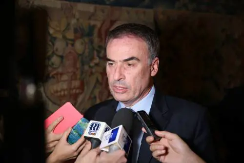 E Guerra parla ai pm anche di D'Alema e Fico