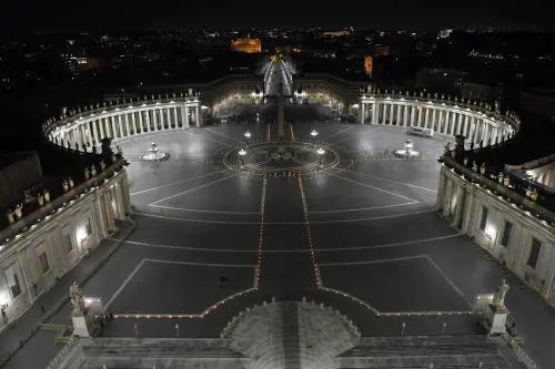 Mail, soldi e contratti: tutti i segreti dell'indagine sul palazzo di Londra