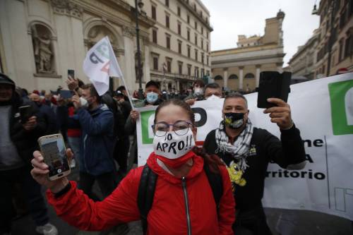 Chi soffia sul fuoco e chi ignora il fuoco