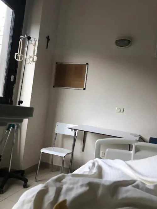 La Boldrini dopo l'intervento: "Dolore veramente forte..."