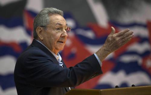 Raúl lascia il partito: a Cuba finisce un'era (ma non la dittatura)