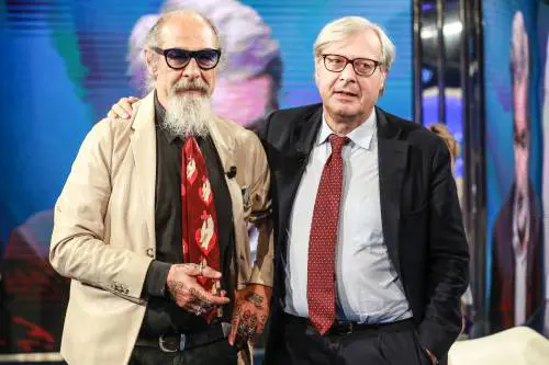 La vera storia dello schiaffo tra Sgarbi e "Dago"