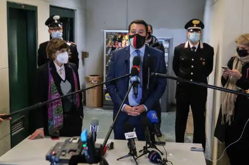 Salvini va alla sbarra. Adesso rischia 15 anni