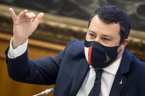 "Non voto cose che non mi convincono...". Salvini avverte Draghi