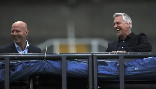 Lineker chiama il tifo alla ribellione: "Fermiamoli". E Mentana & C, nerazzurri vip, scrivono a Zanetti