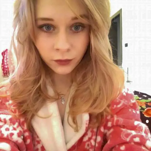 Anastasiya premiata dallo Stato: da imputata per droga a insegnante 