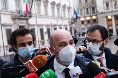 "Ridatemi i soldi": nuova grana per il Movimento