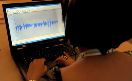 La Cassazione mette dei limiti agli ascolti: per utilizzare le chat serve l'ok del giudice