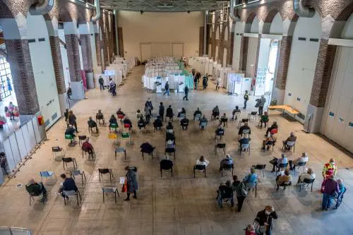Il 69% ha fatto il vaccino. E fra gli adolescenti 7 su 10 hanno aderito