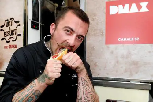 Dal dimenticatoio chef Rubio incita alla violenza contro #Brumotti
