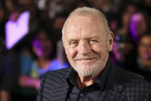 Anthony Hopkins, Vecchio, bianco, assente e antipatico. Ma bravissimo