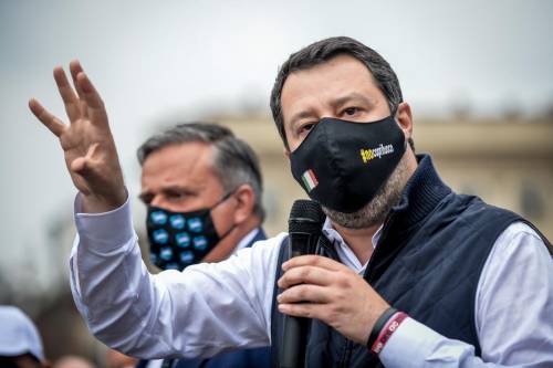 Il piano di Salvini: una svolta liberale. E lancia l'idea della Costituente