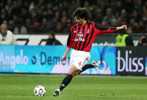 "A Milano con il calcio ho trovato l'America". L'ex campione rossonero, oggi manager, si racconta: "Rifarei tutto, la squadra come seconda famiglia"