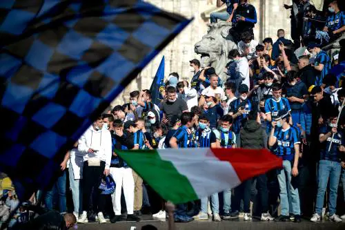 Inter, i festeggiamenti in Piazza Duomo