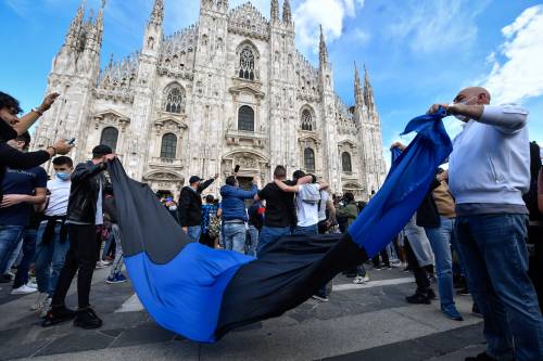 Trasporti, aperture e ritrovi abusivi: "Tra dieci giorni l'effetto liberi tutti"