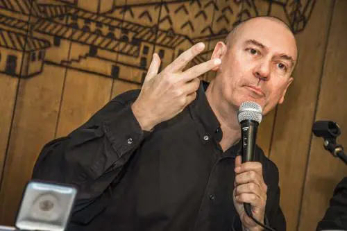 Raul Montanari si immerge nella Milano magica