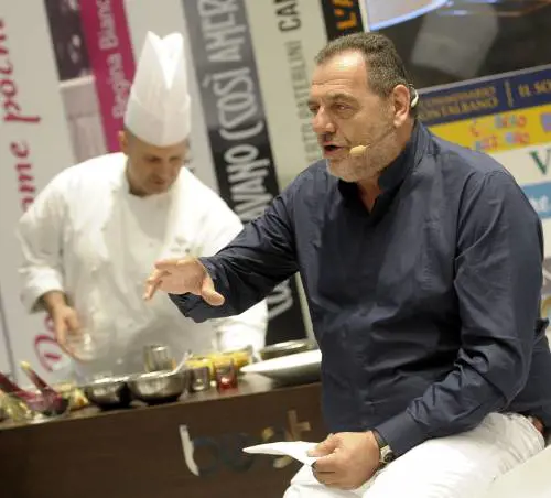 L'ira di Vissani: "Scommettete sulla nostra pelle"