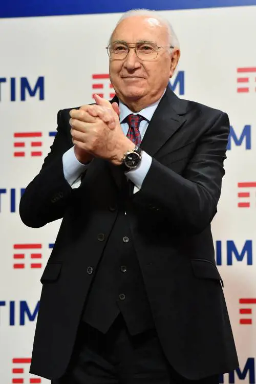 Pippo Baudo silura Fedez: "Io gli avrei spento la telecamera durante il discorso"