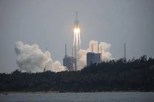 La mossa della Cina contro Elon Musk: lanciati i primi satelliti di GuoWang