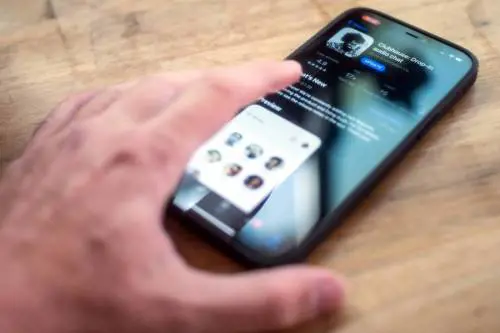 Clubhouse, il social che ha fatto impazzire tutti arriva anche su Android