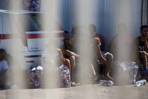 Migranti, il piano dell'Europa: "Cosa bisogna fare adesso"